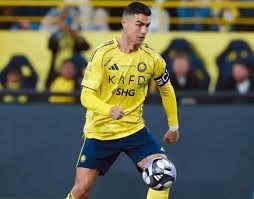 苏州队寇程：李玮锋教练要求很严格，没收了球迷送我的薯片